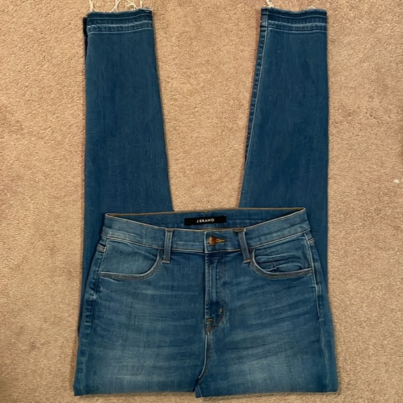 J Brand Maria Skinny Jeans - Picture 2 of 7